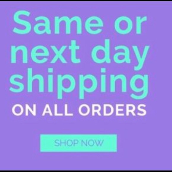 WELCOME TO MY CLOSET - Picture 2 of 2